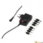 Adaptateur universel avec commutateur 3-12V 1.5A max + 8 emb outs